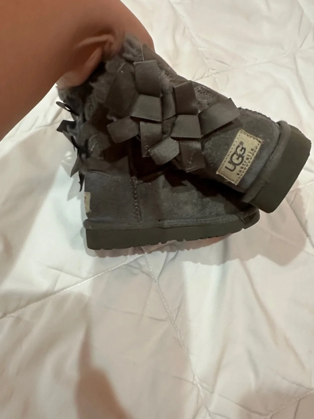 UGG Kids Gray Suede Shearling Boots with Back Bows size 7